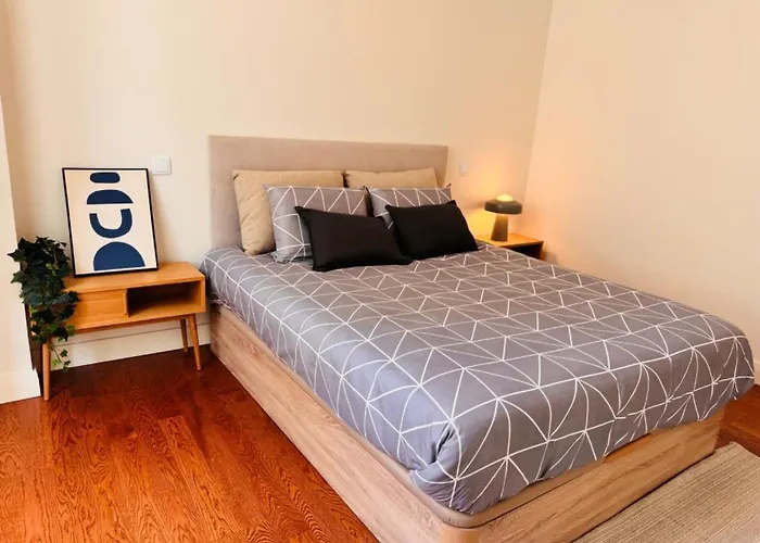 Augusta Luxury Apartment - Near Praca Do Comercio